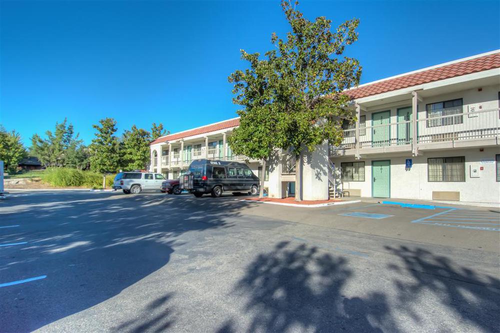 Motel 6-Redding, Ca - South 외부 사진