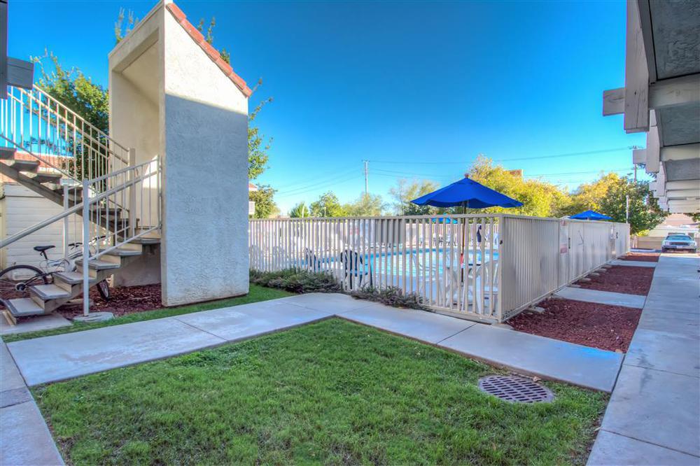 Motel 6-Redding, Ca - South 외부 사진