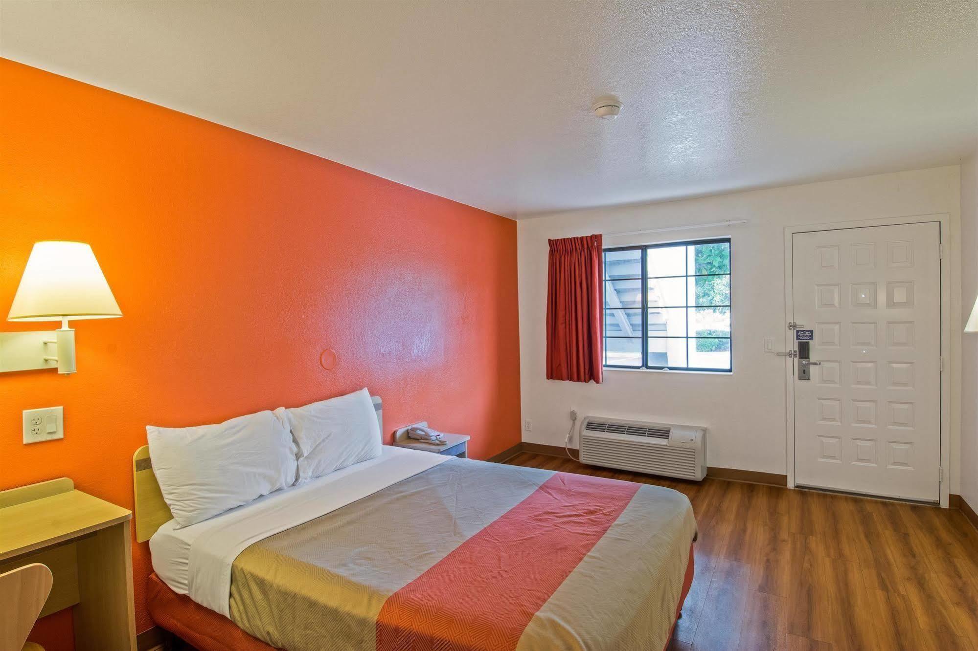 Motel 6-Redding, Ca - South 외부 사진