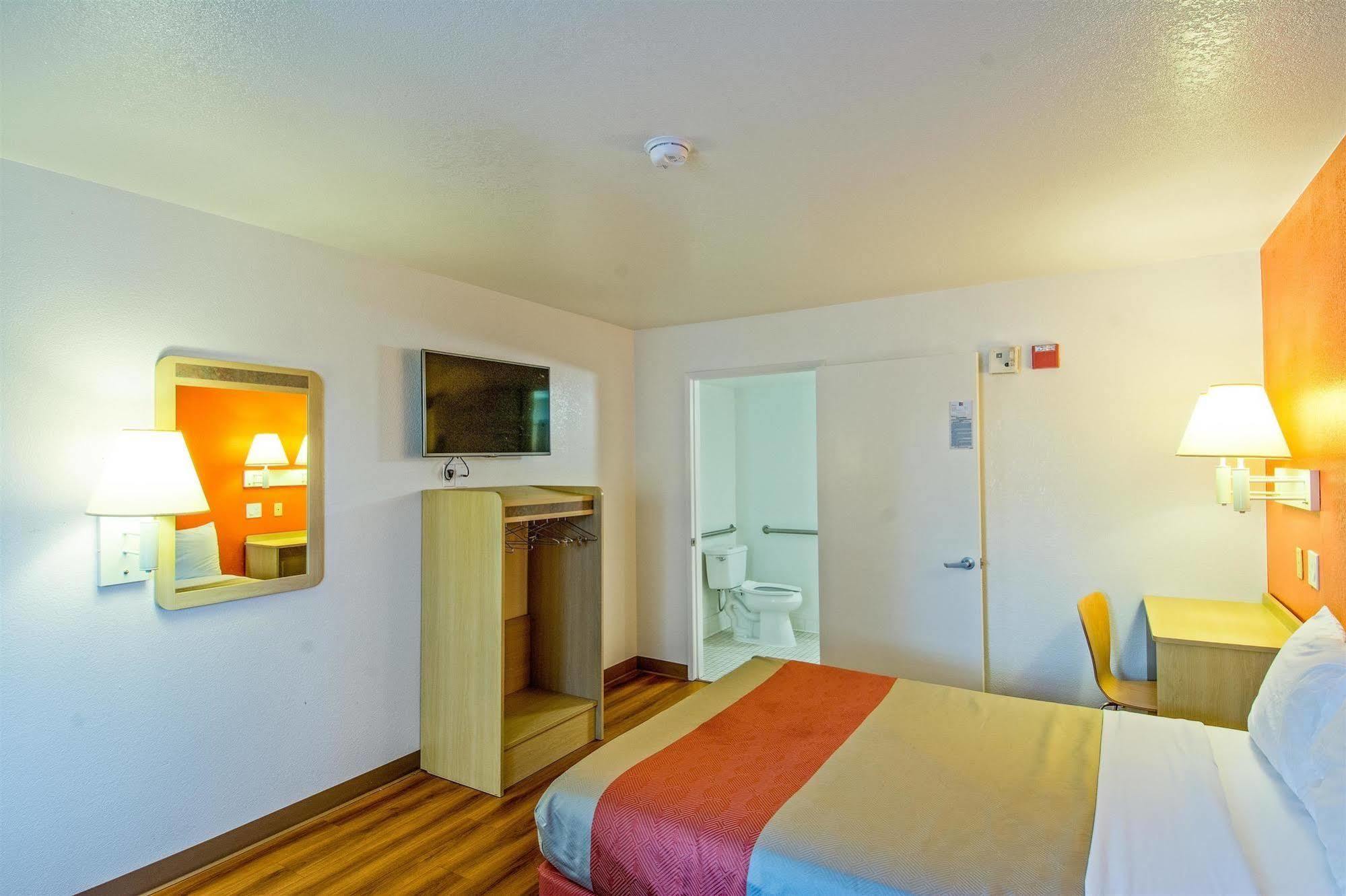 Motel 6-Redding, Ca - South 외부 사진