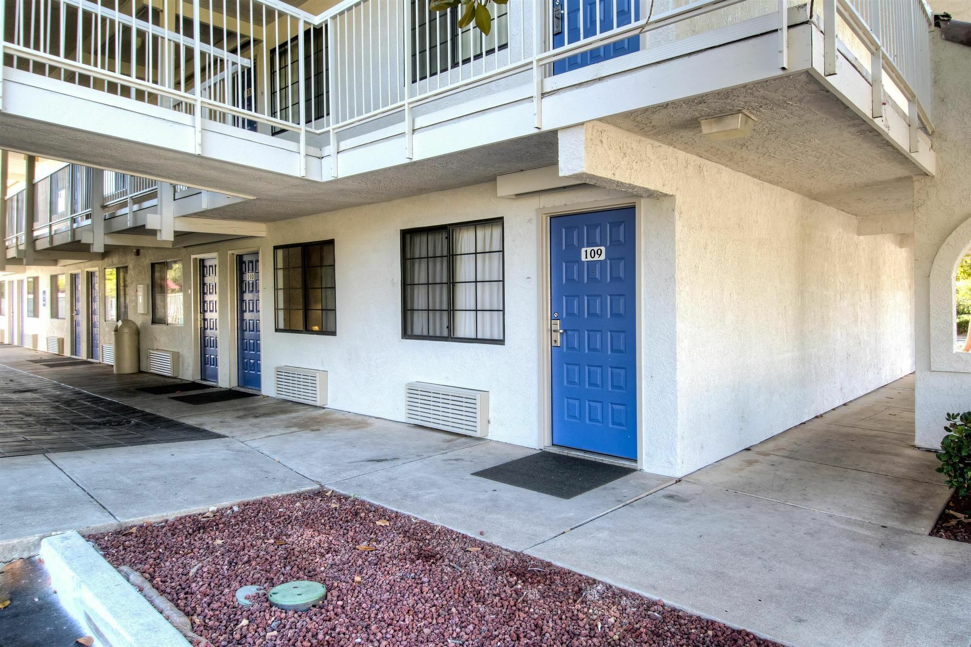 Motel 6-Redding, Ca - South 외부 사진